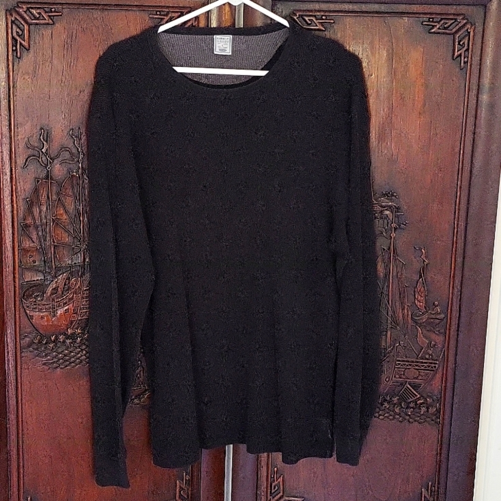 Classic Black pullover * Midnight black * Large * Old Navy